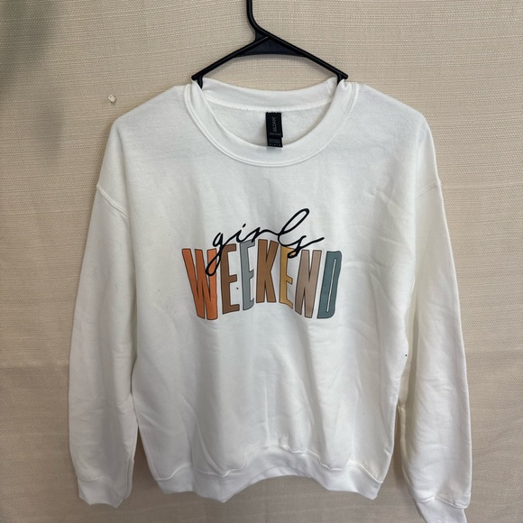 Gildan Sweaters - Gildan White Girls Weekend Sweater